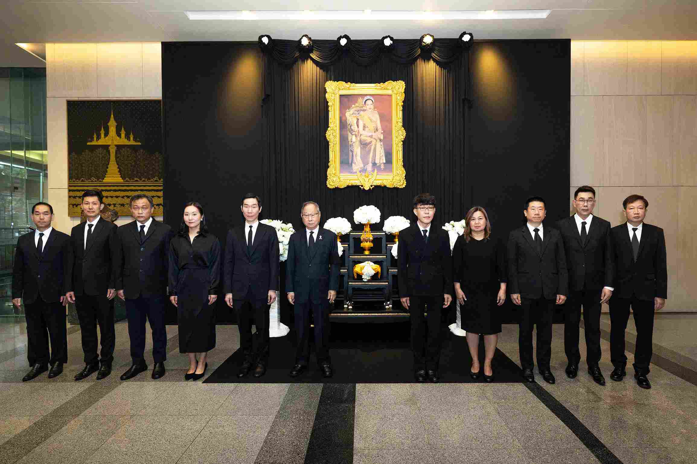 บีเคไอ โฮลดิ้งส์ และกรุงเทพประกันภัยจัดพิธีถวายสักการะพระฉายาลักษณ์