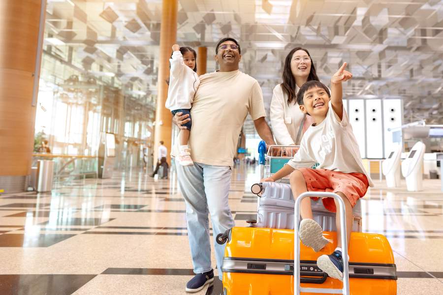 FWD ประกันชีวิต แนะทางเลือกวางแผนภาษี Expat ด้วย 2 แผนประกันสะสมทรัพย์ออนไลน์