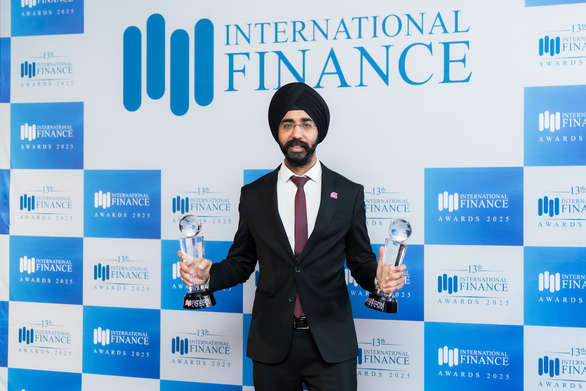 เจนเนอราลี่ ไทยแลนด์ ประเดิมปี 26 คว้า 2 รางวัล Best Emerging Life Insurance CEO