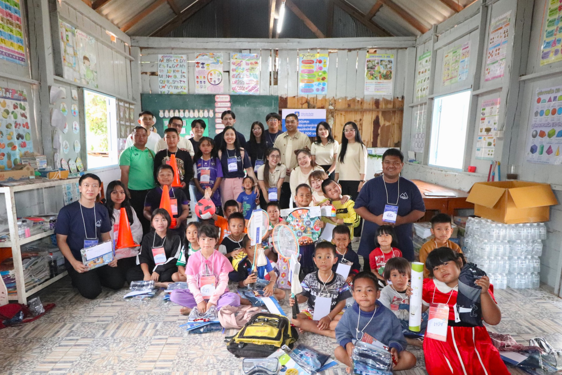 วิริยะประกันภัย ร่วมค่ายอาสา “แบกโดนัทขึ้นดอย” ที่บ้านดอยแยก จ.เชียงใหม่