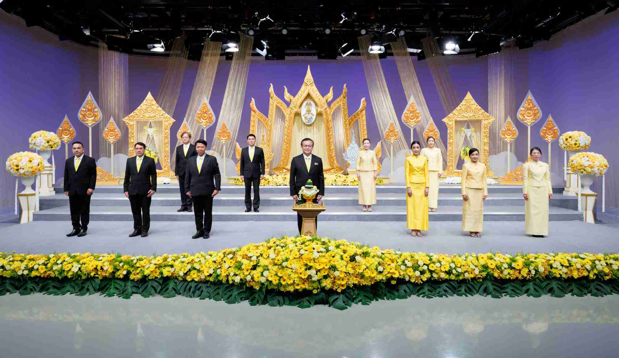 ทิพยประกันภัย ร่วมถวายพระพรชัยมงคล พระบาทสมเด็จพระวชิรเกล้าเจ้าอยู่หัว
