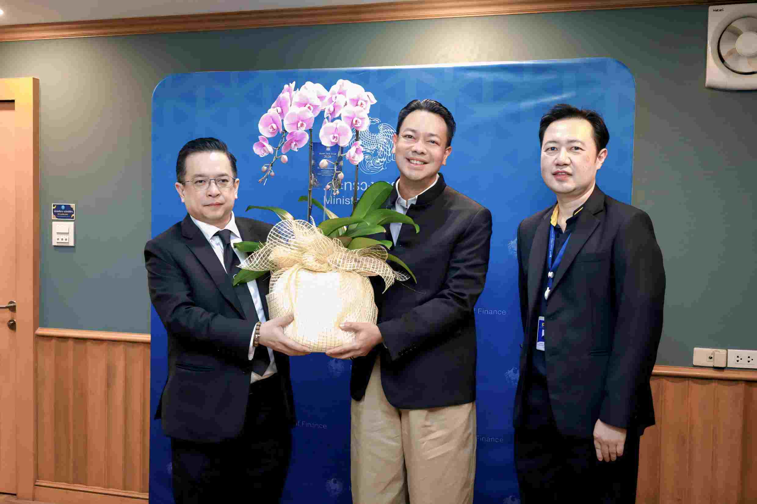 BAM เข้าพบ ผอ.สศค เนื่องในวาระดิถีขึ้นปีใหม่ 2569