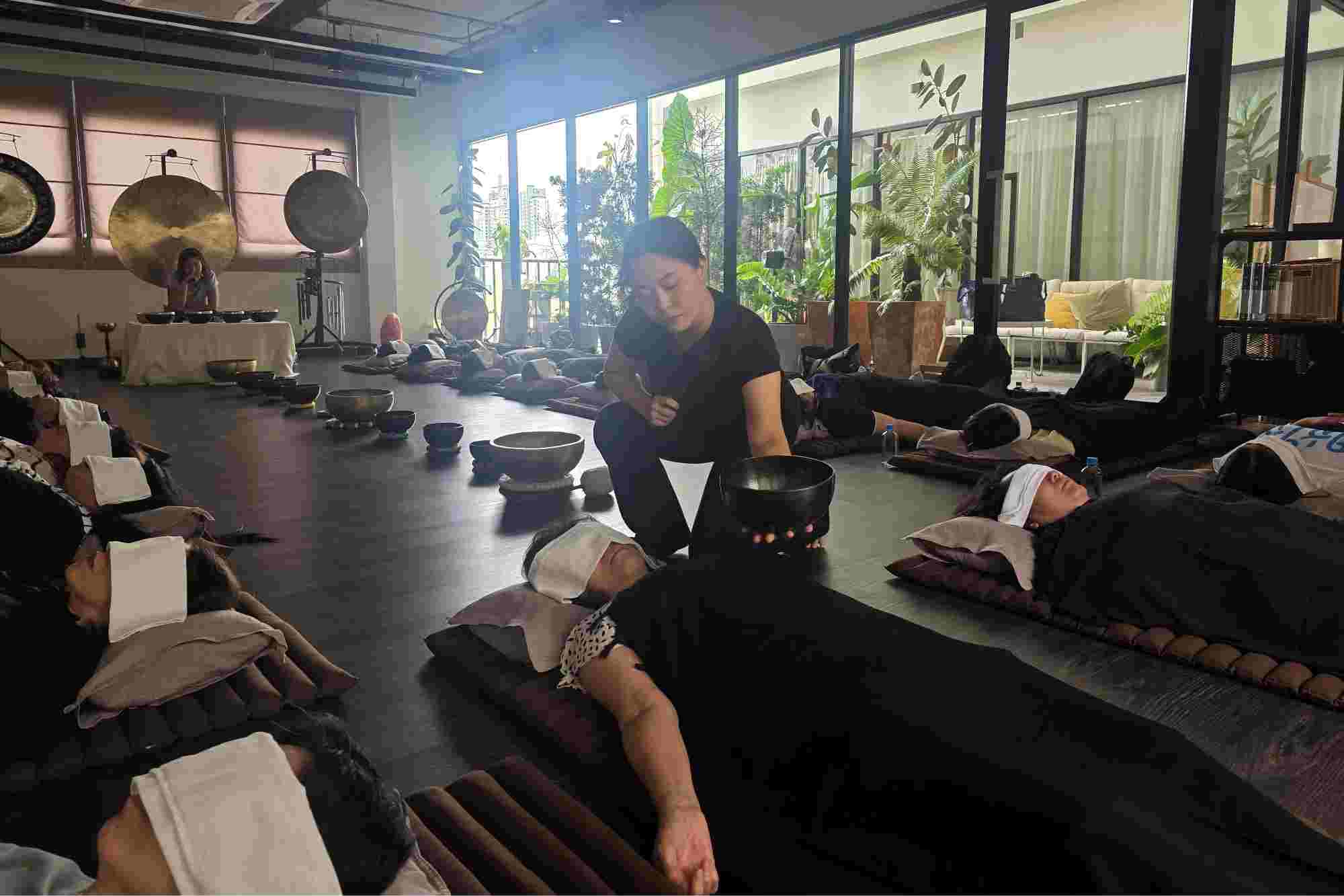 กรุงเทพประกันชีวิต พาสื่อมวลชนเติมพลังใจ ผ่านกิจกรรม Sound Healing