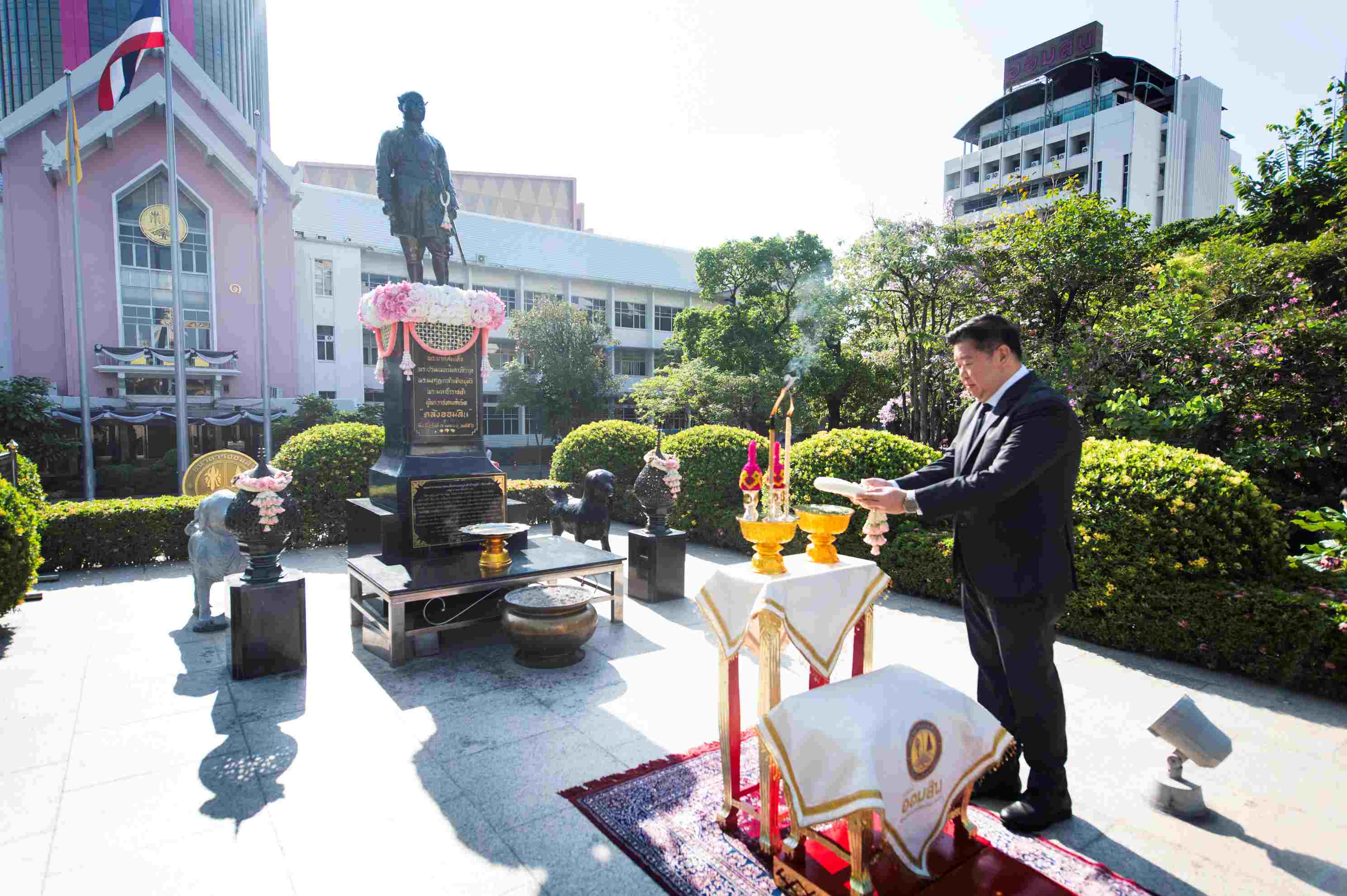 “ทรงพล ชีวะปัญญาโรจน์” รับตำแหน่งผู้อำนวยการธนาคารออมสิน คนที่ 18