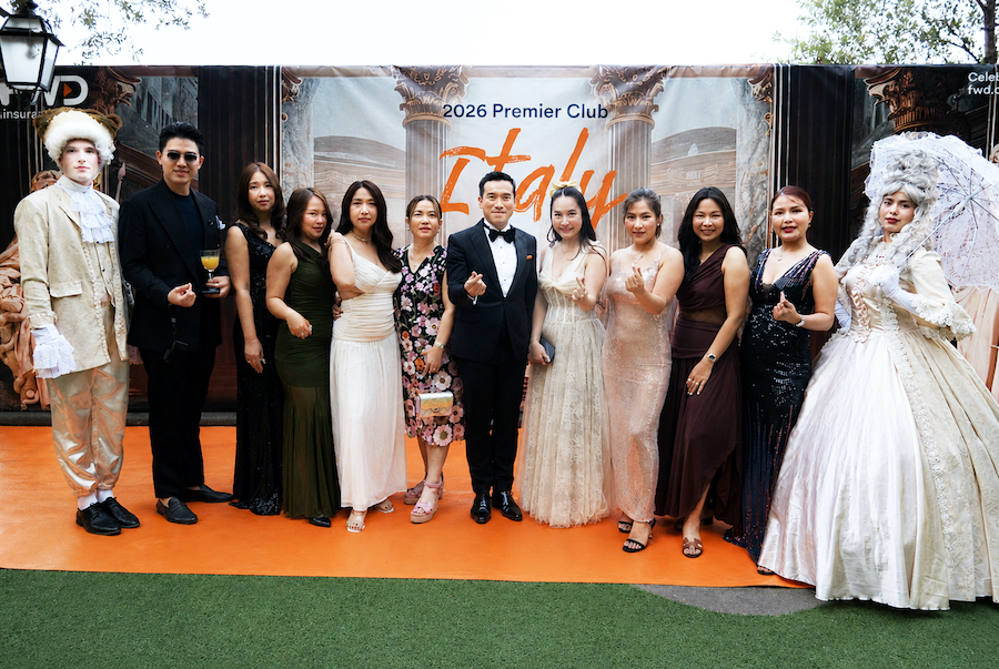 FWD ประกันชีวิต นำคณะตัวแทนมืออาชีพ ออกทริป “Premier Club South Italy”