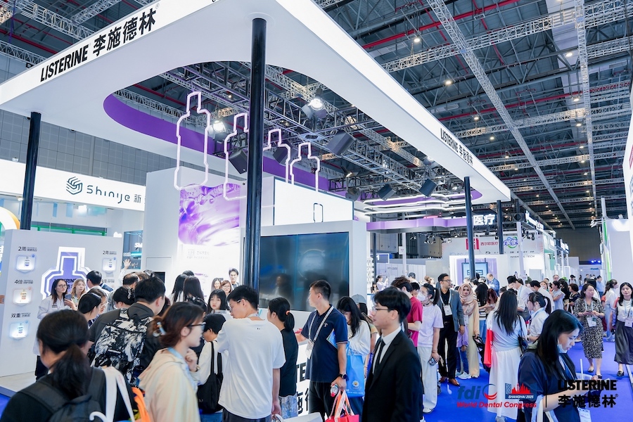 ลิสเตอรีน® เดินหน้าส่งเสริมการใช้น้ำยาบ้วนปากในไทย ร่วมเวทีทันตกรรมระดับโลก
