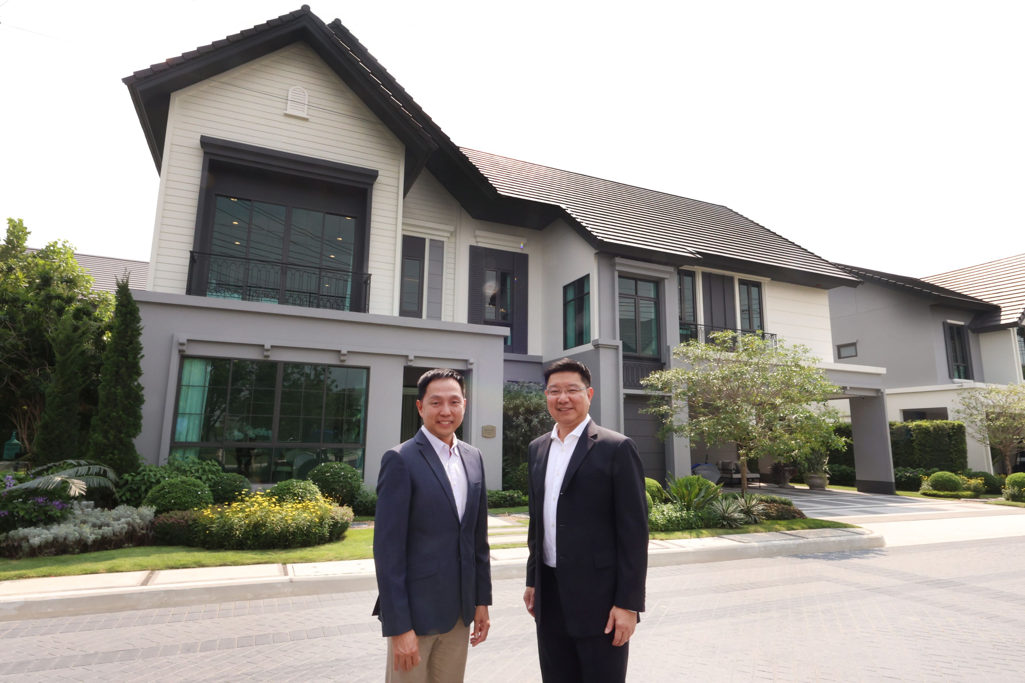 “แสนสิริ” จับมือพันธมิตร “ตราเพชร” ชูนวัตกรรมวัสดุก่อสร้างรักษ์โลก